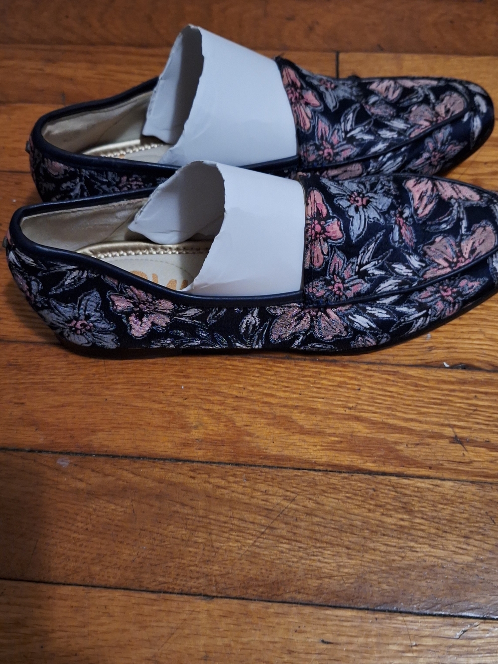 Sam Edelman Black Floral Jacquard Loafers with Pink and Gray Flowers - Picture 2 of 4